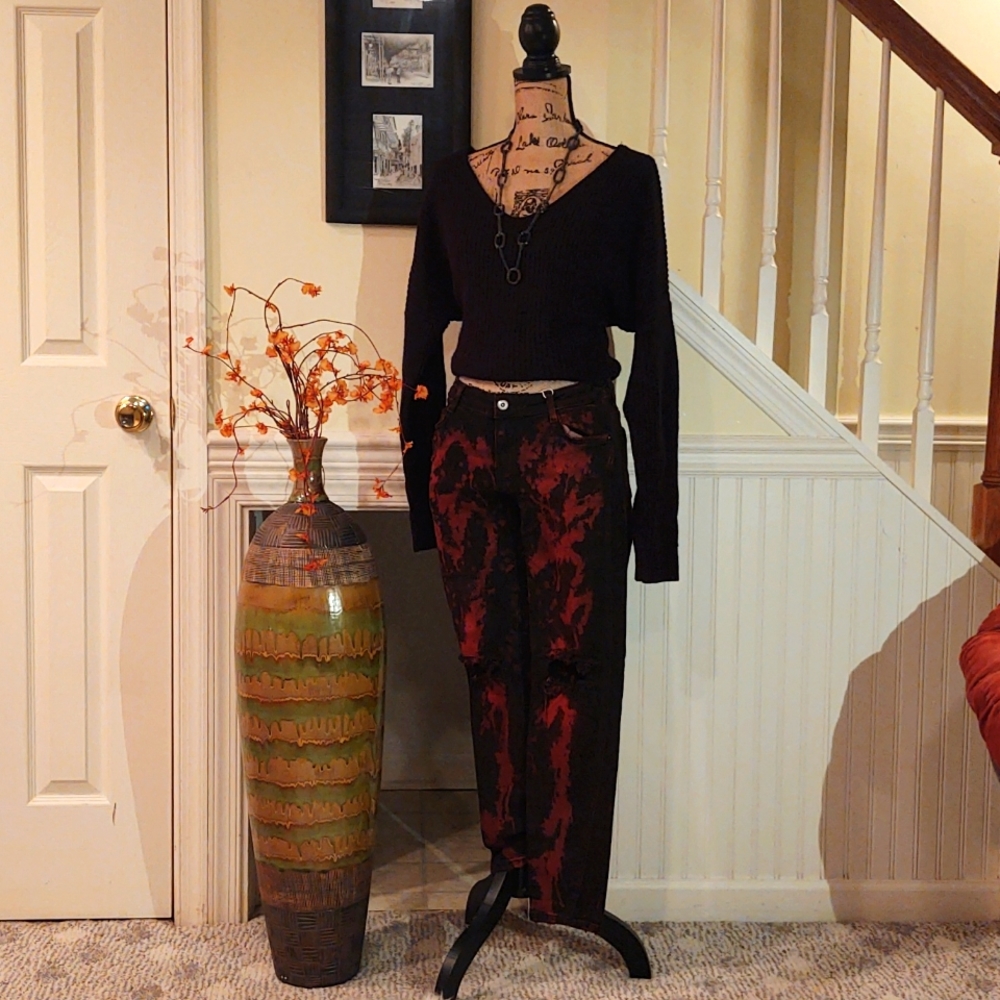 ZARA | NWT Rare Red Wash Distressed Black Skinny Jeans